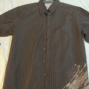 Men’s casual button down shirt